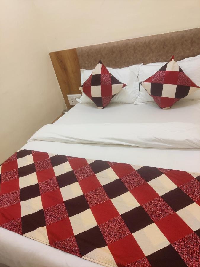 Bkc Corporate Hostel Ac Dormitory Mumbai Exteriör bild
