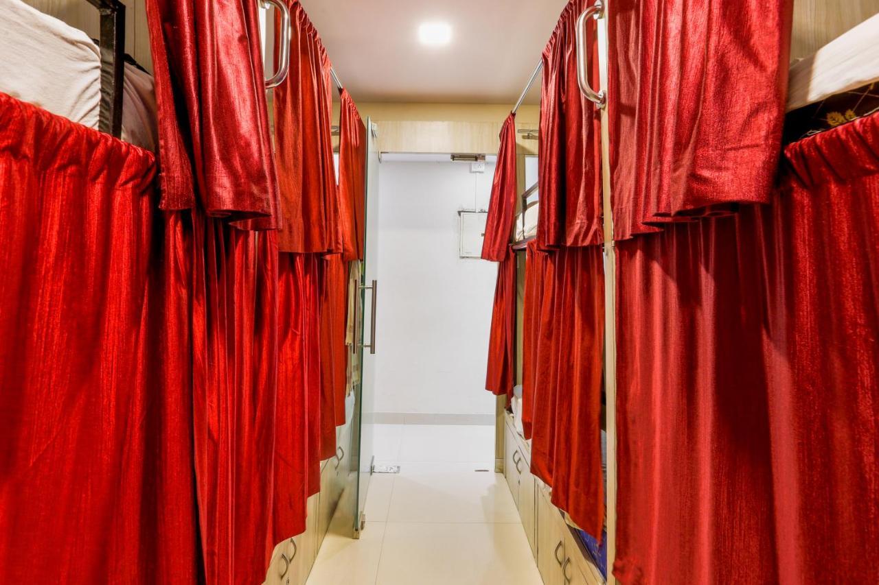 Bkc Corporate Hostel Ac Dormitory Mumbai Exteriör bild
