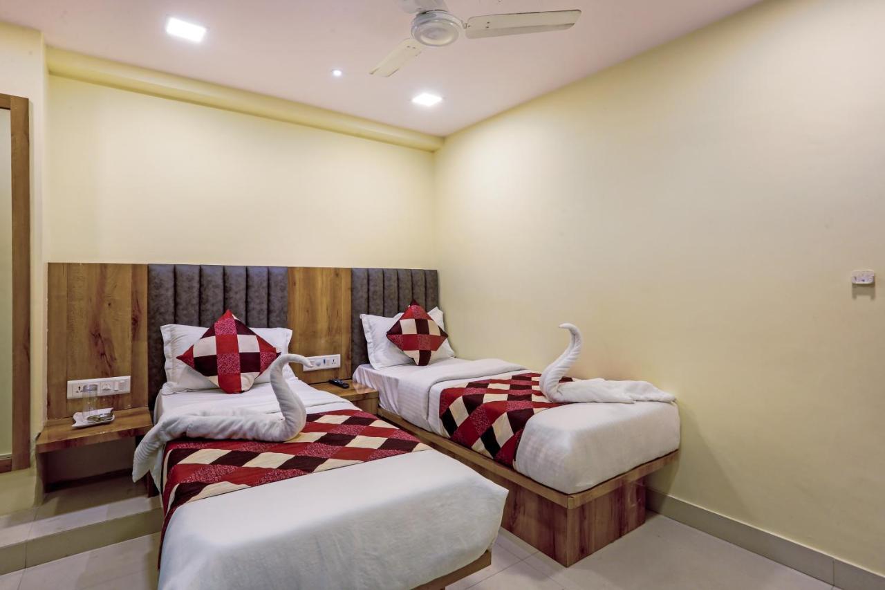 Bkc Corporate Hostel Ac Dormitory Mumbai Exteriör bild