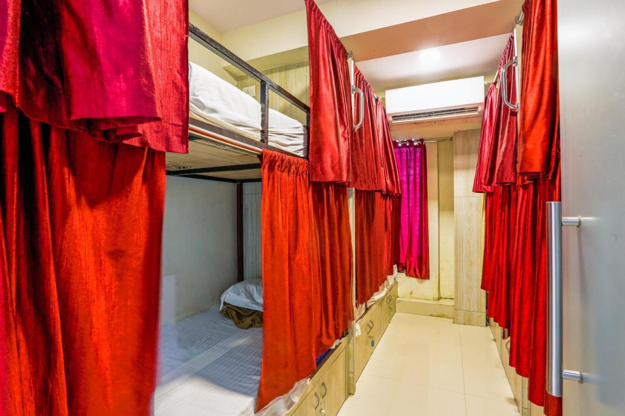 Bkc Corporate Hostel Ac Dormitory Mumbai Exteriör bild