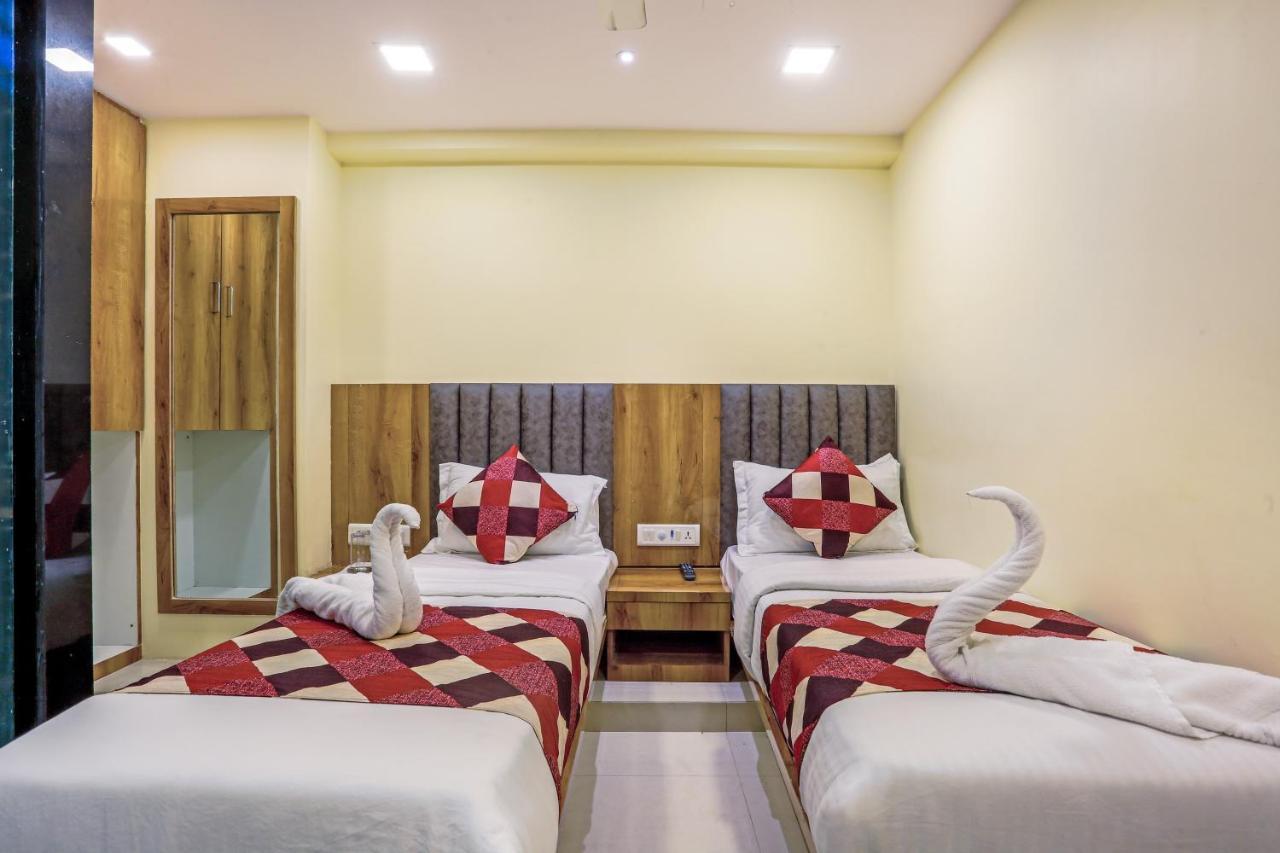 Bkc Corporate Hostel Ac Dormitory Mumbai Exteriör bild